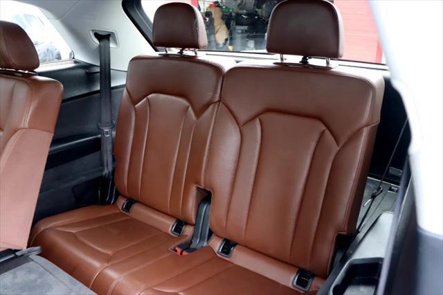 used 2019 Audi Q7 car, priced at $17,495