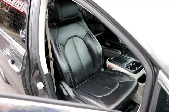 used 2023 Chrysler Pacifica car, priced at $23,995