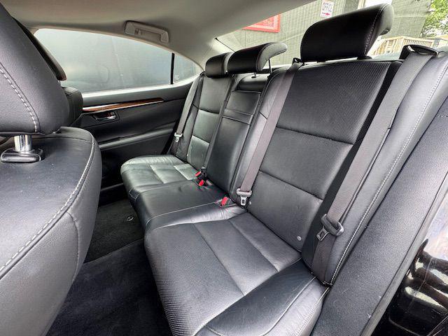 used 2014 Lexus ES 350 car, priced at $13,995