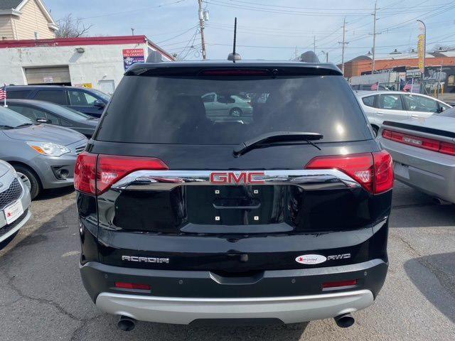 used 2019 GMC Acadia car