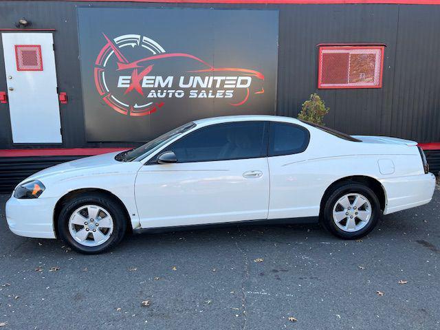 used 2007 Chevrolet Monte Carlo car, priced at $1,995