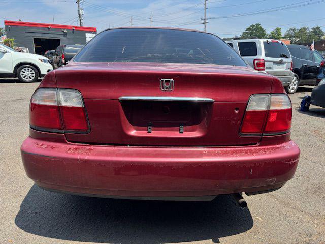 used 1997 Honda Accord car, priced at $995