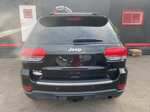 used 2018 Jeep Grand Cherokee car, priced at $21,995