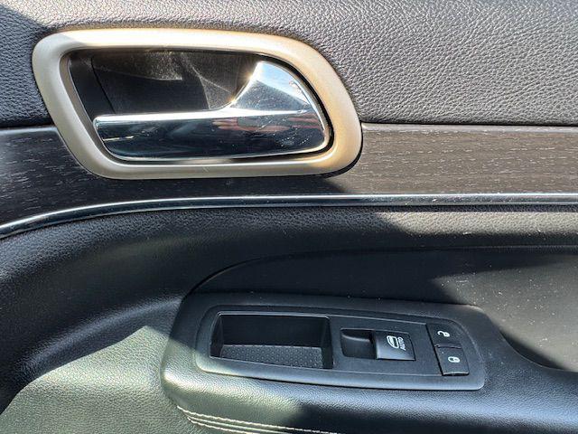 used 2015 Jeep Grand Cherokee car, priced at $13,995
