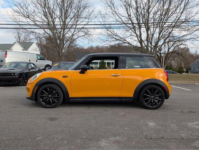 used 2018 MINI Hardtop car, priced at $15,997