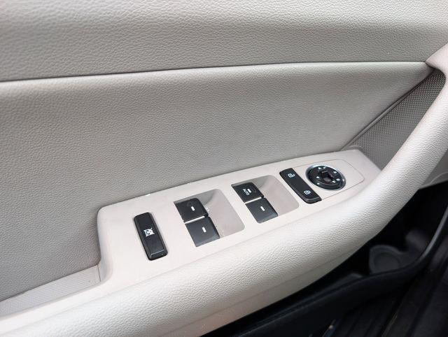 used 2016 Hyundai Sonata Hybrid car, priced at $12,800