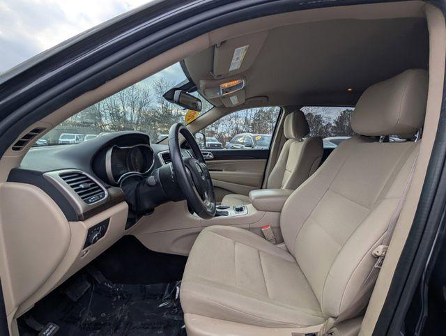 used 2016 Jeep Grand Cherokee car, priced at $16,974