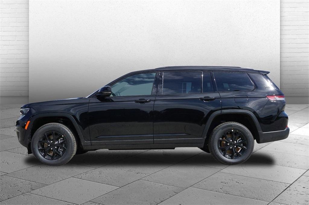 new 2024 Jeep Grand Cherokee L car, priced at $44,275