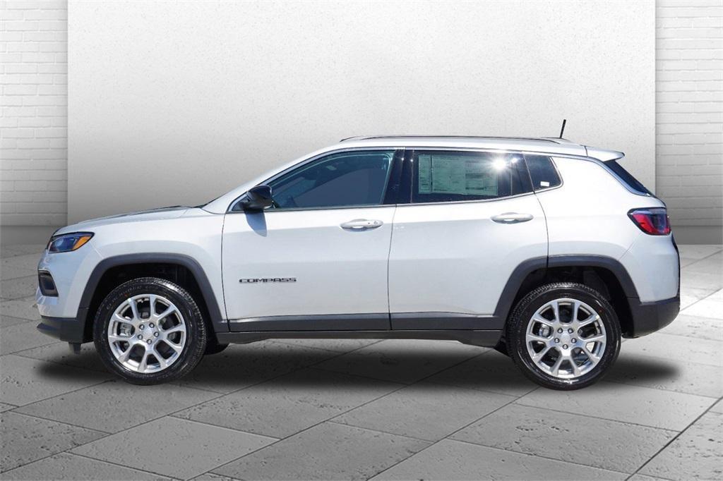 new 2024 Jeep Compass car, priced at $29,580