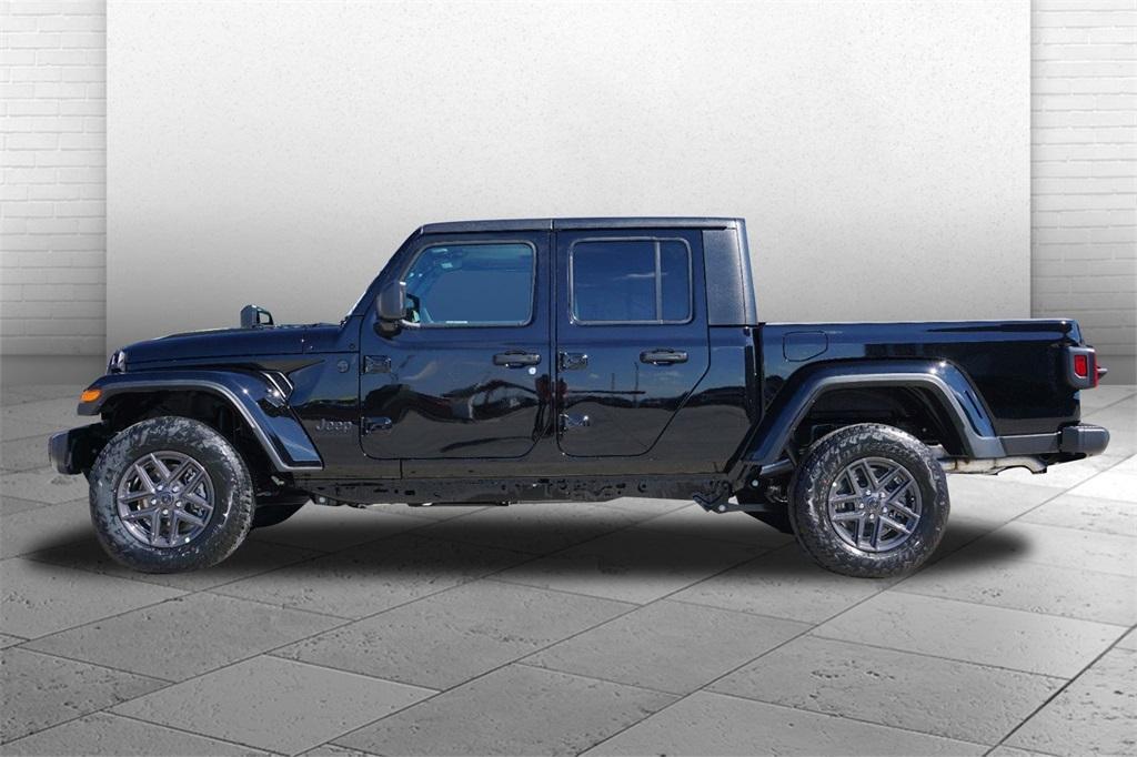 new 2024 Jeep Gladiator car, priced at $47,530