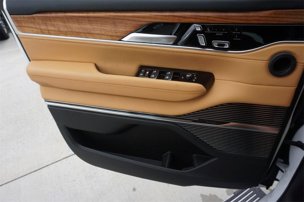 new 2024 Jeep Grand Wagoneer L car, priced at $114,175