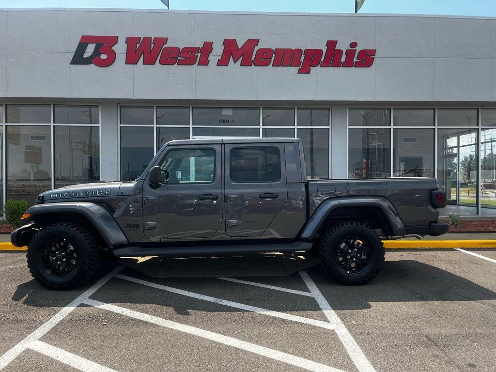 new 2025 Jeep Gladiator car, priced at $42,730