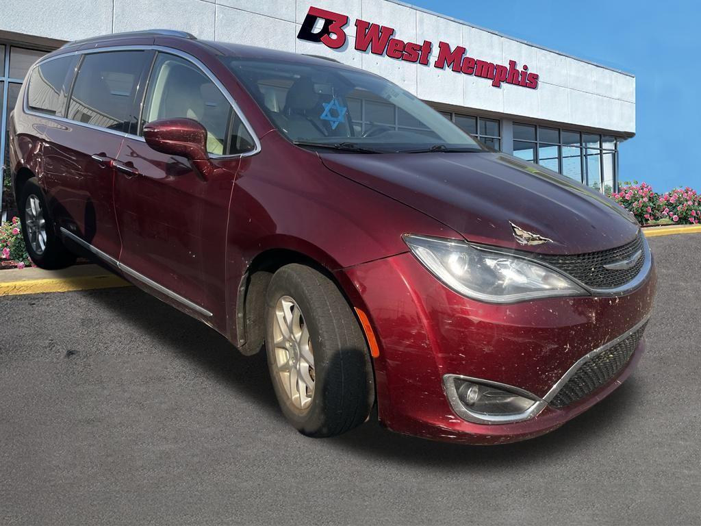 used 2020 Chrysler Pacifica car, priced at $9,445