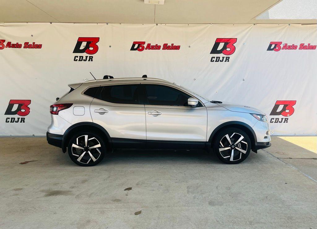 used 2021 Nissan Rogue Sport car, priced at $16,767