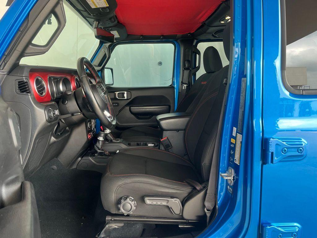 used 2022 Jeep Gladiator car, priced at $37,619
