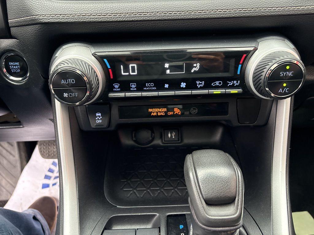 used 2019 Toyota RAV4 car
