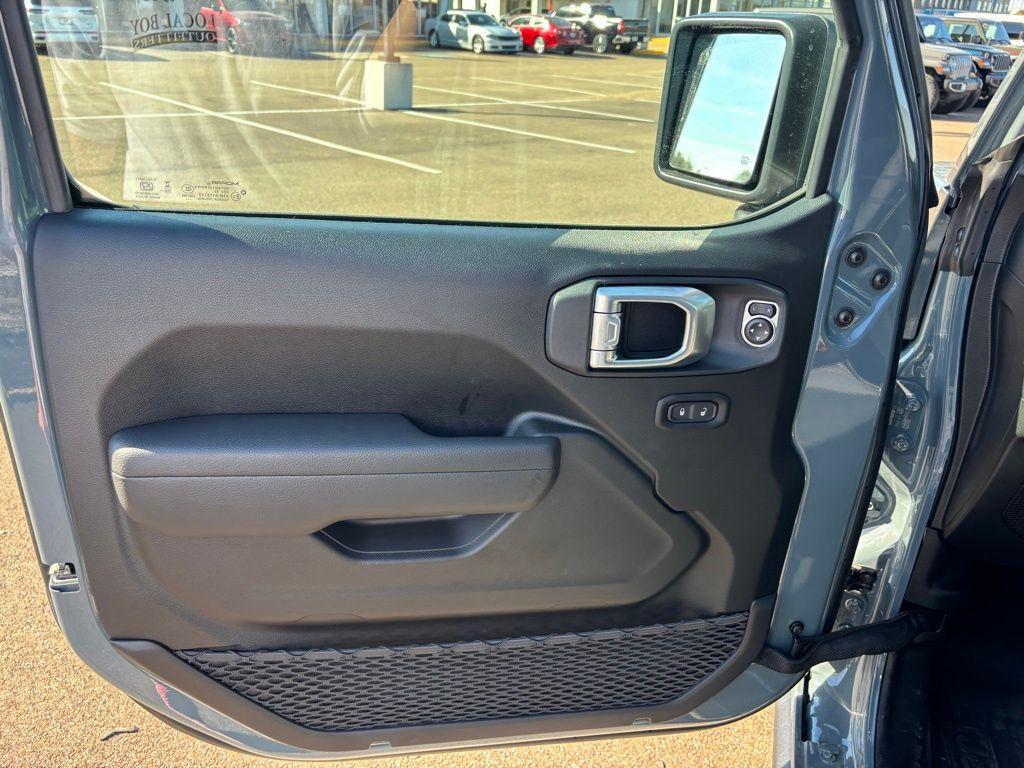 new 2026 Jeep Wrangler car, priced at $52,547