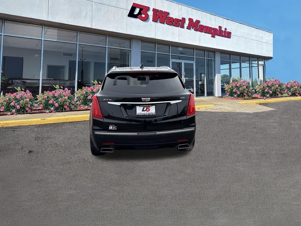 used 2018 Cadillac XT5 car, priced at $17,562