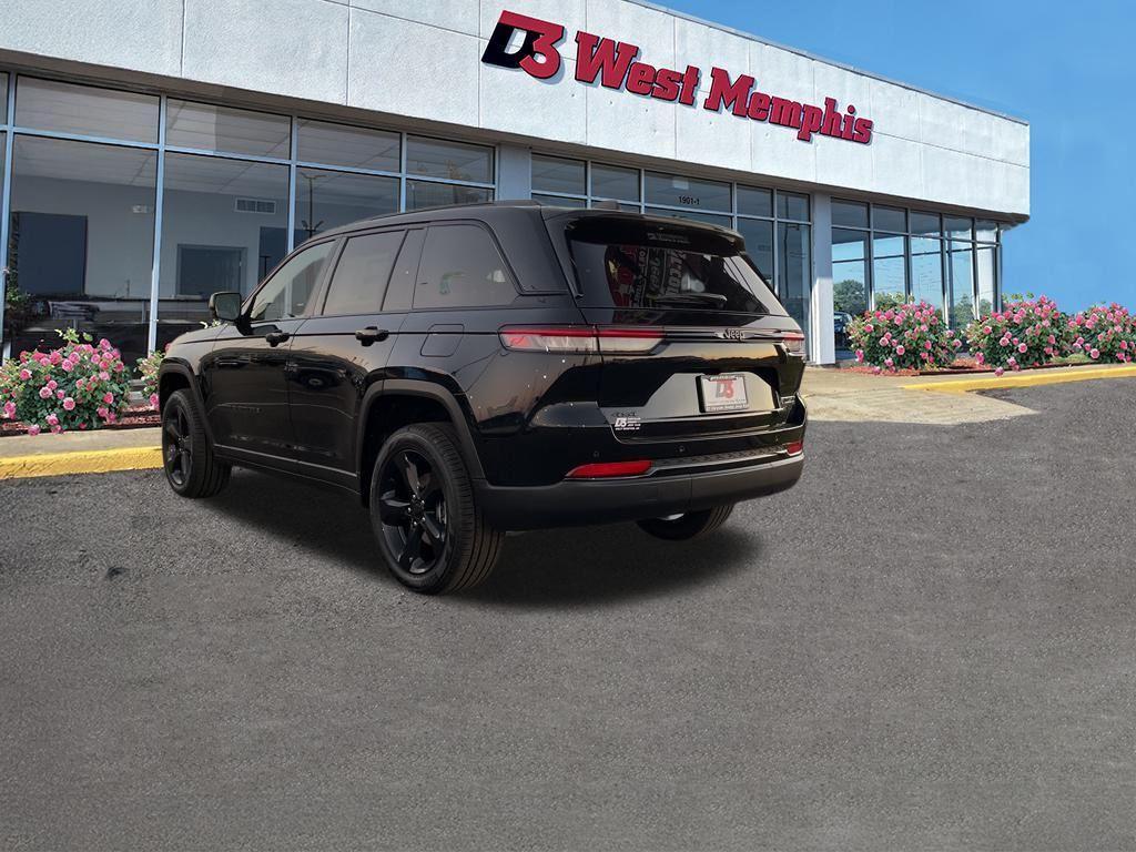 new 2025 Jeep Grand Cherokee car, priced at $46,481