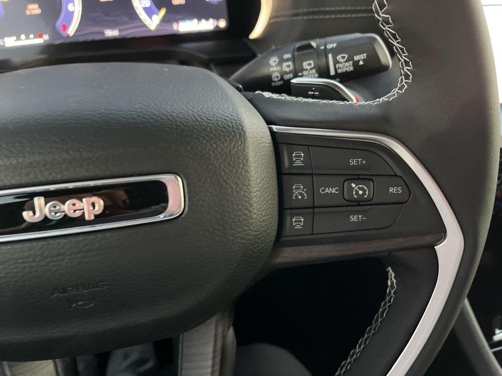 new 2025 Jeep Grand Cherokee car, priced at $46,481