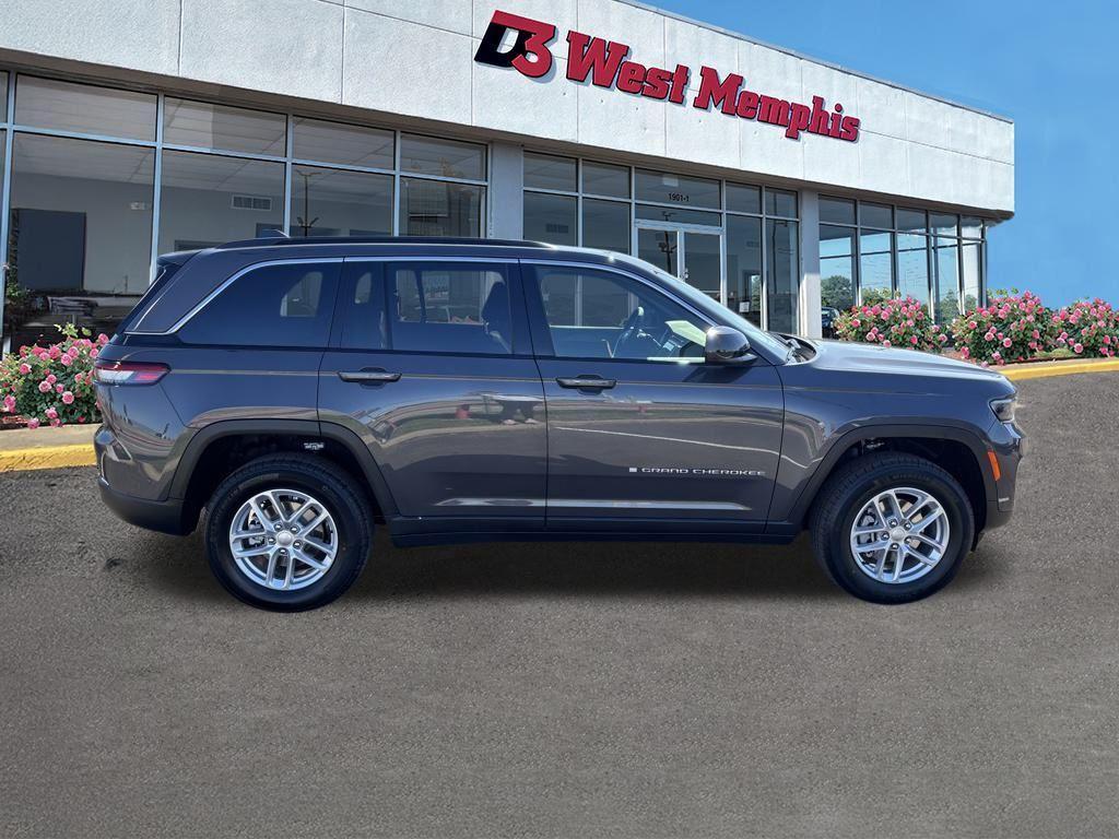 new 2025 Jeep Grand Cherokee car, priced at $38,861