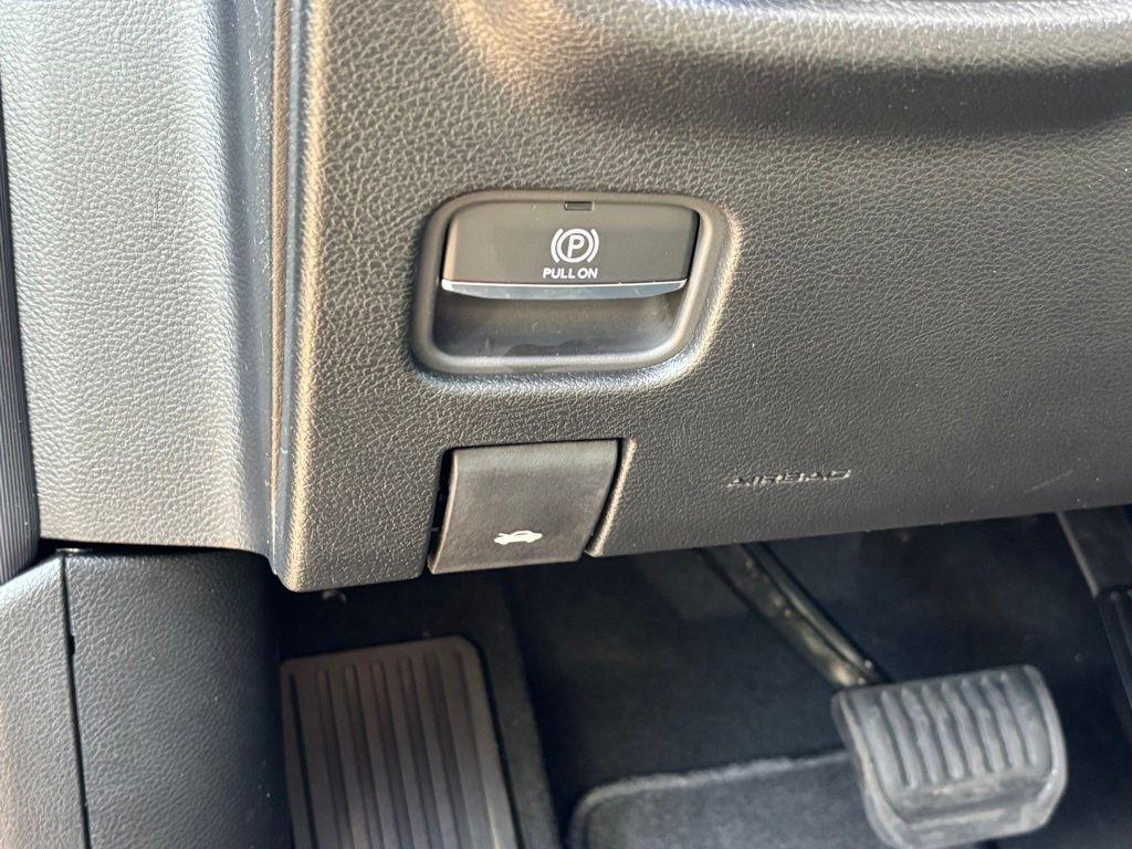 new 2025 Jeep Grand Cherokee car, priced at $38,861