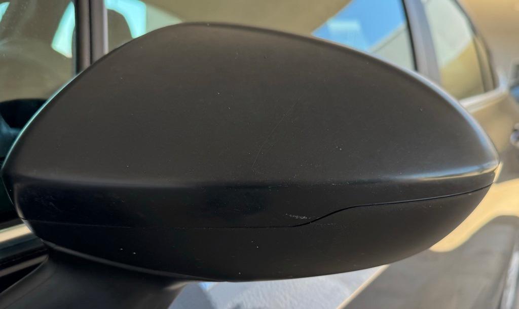 used 2016 Chevrolet Cruze car, priced at $6,000