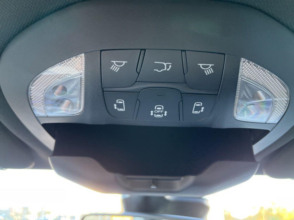 new 2026 Chrysler Pacifica car, priced at $41,000