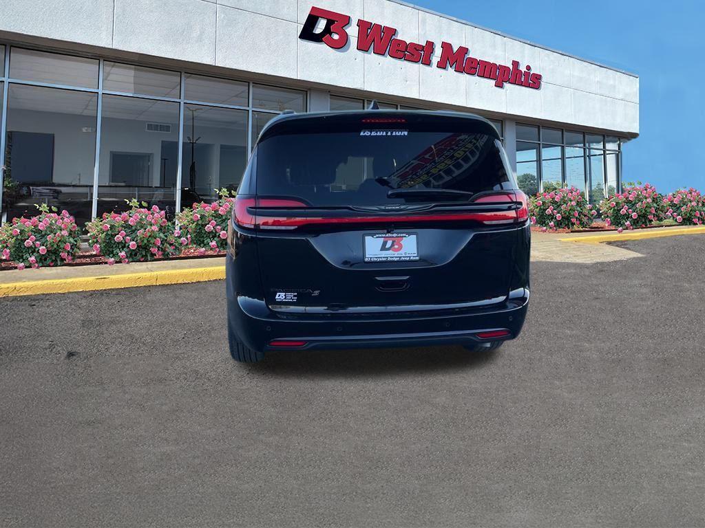 new 2026 Chrysler Pacifica car, priced at $41,000