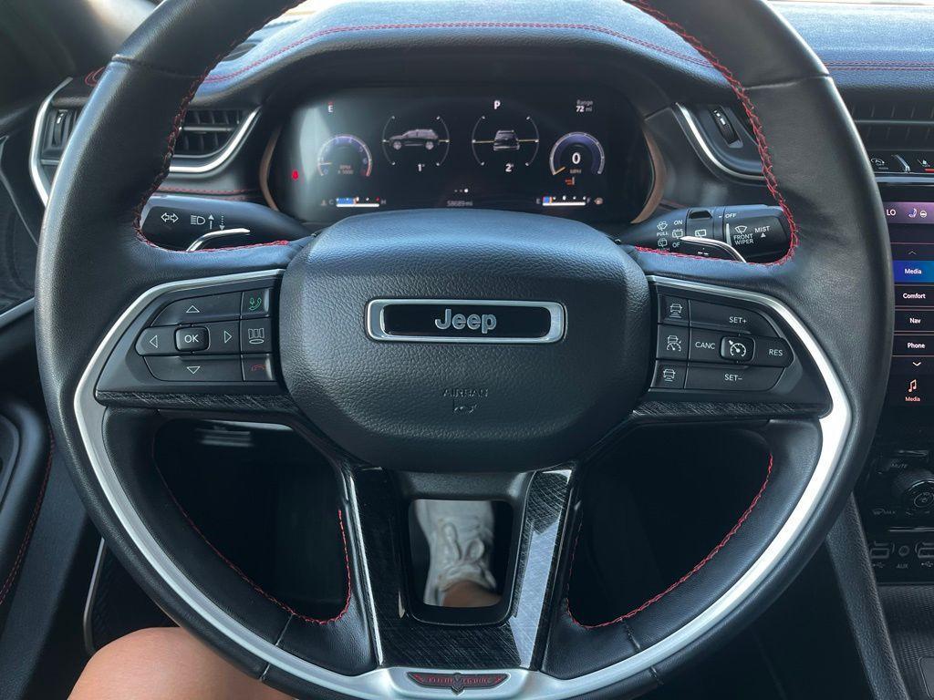 used 2022 Jeep Grand Cherokee car, priced at $36,987