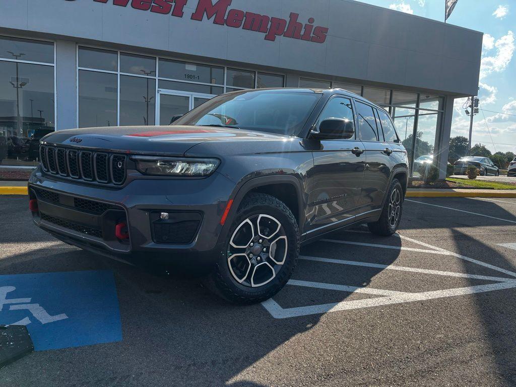 used 2022 Jeep Grand Cherokee car, priced at $36,987