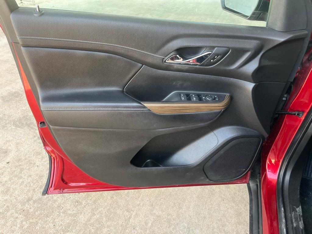 used 2021 GMC Acadia car, priced at $18,665