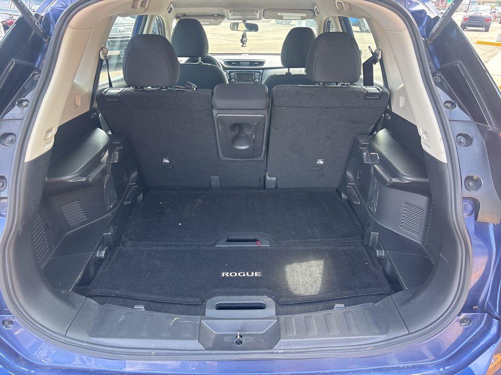 used 2018 Nissan Rogue car, priced at $15,319