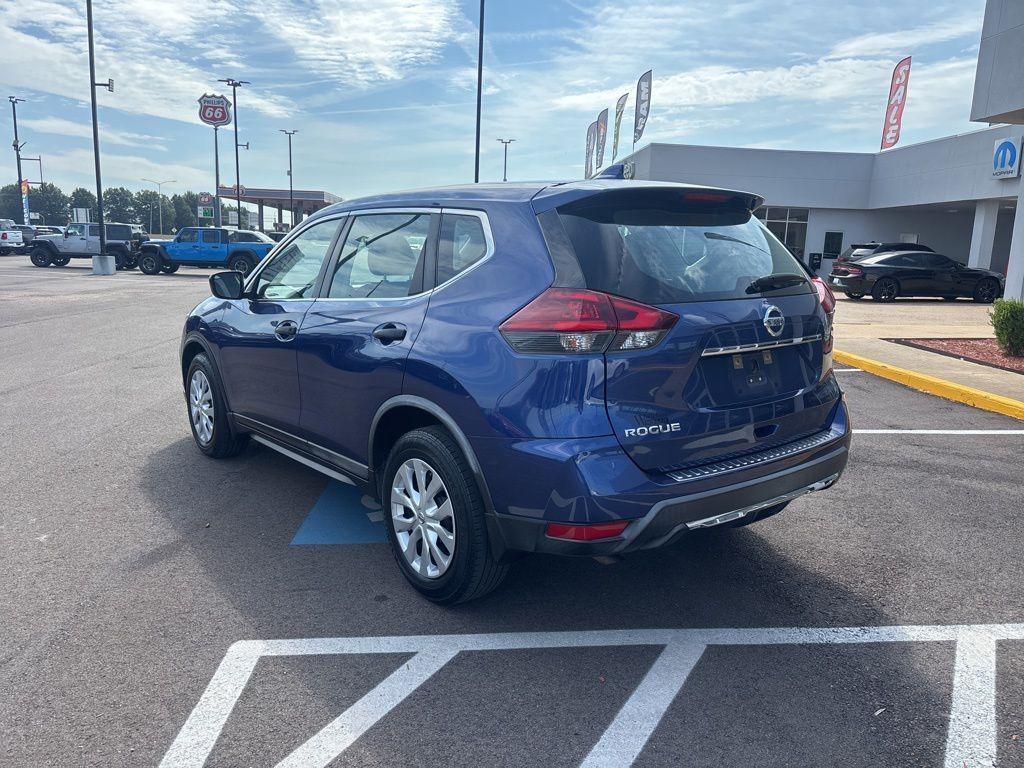 used 2018 Nissan Rogue car, priced at $15,319