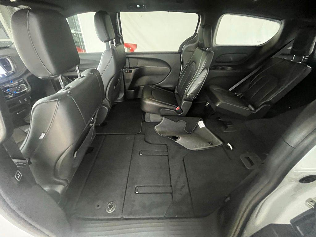 new 2026 Chrysler Pacifica car, priced at $38,286