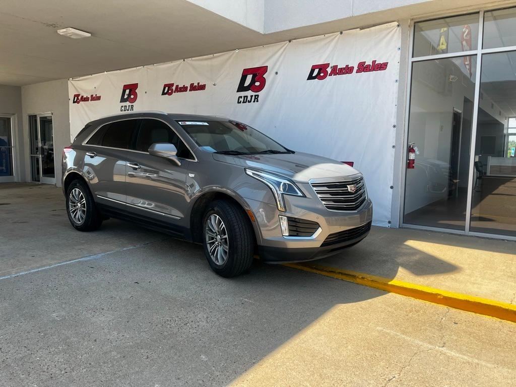 used 2017 Cadillac XT5 car, priced at $17,016