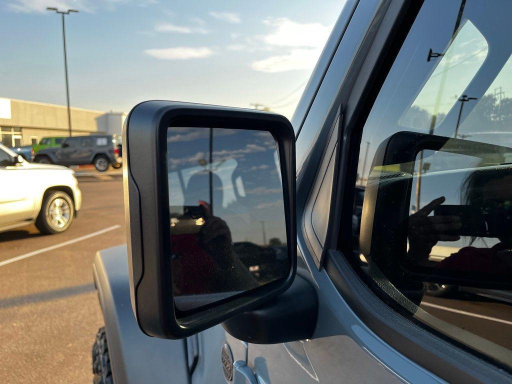 new 2026 Jeep Wrangler car, priced at $44,758