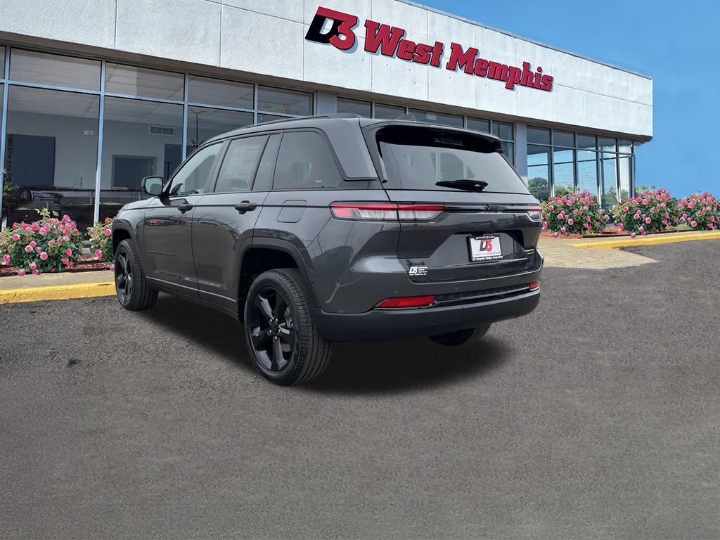 new 2025 Jeep Grand Cherokee car, priced at $45,180
