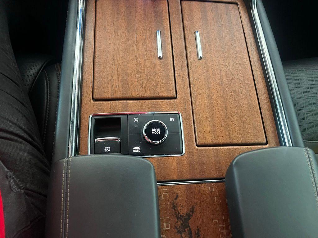 used 2023 Lincoln Navigator car, priced at $63,987