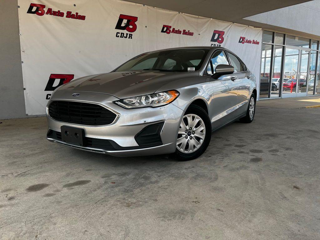 used 2020 Ford Fusion car, priced at $17,156