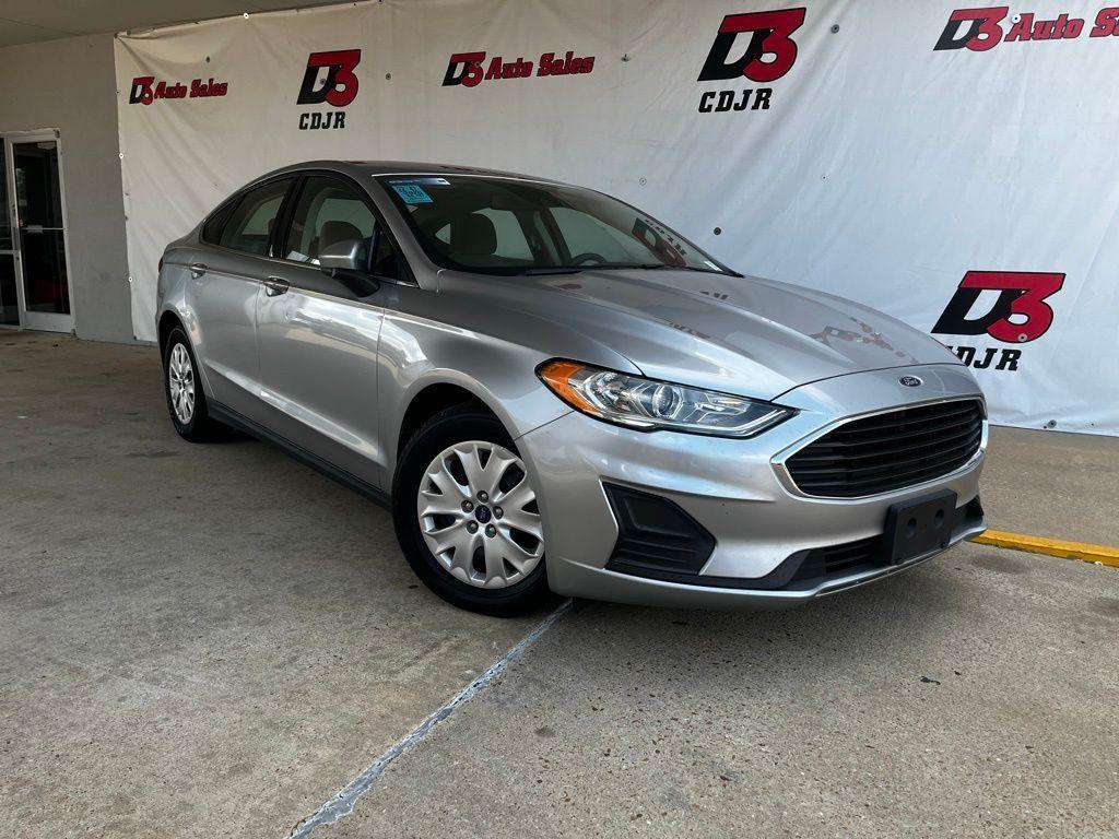 used 2020 Ford Fusion car, priced at $17,156