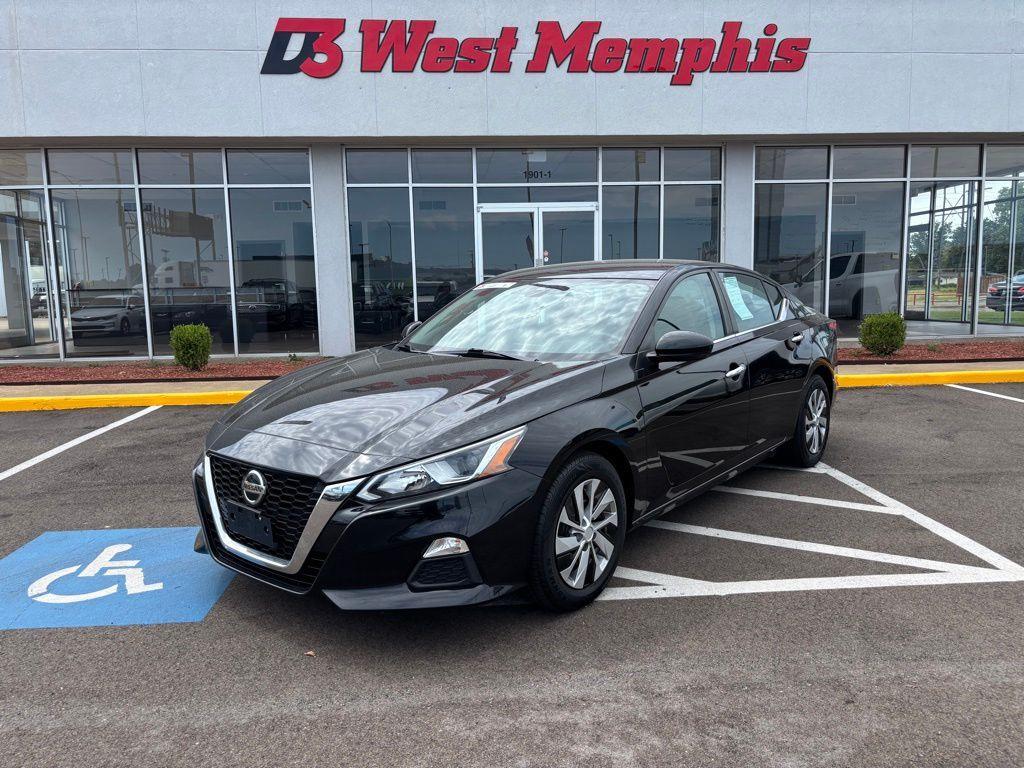 used 2021 Nissan Altima car, priced at $16,999