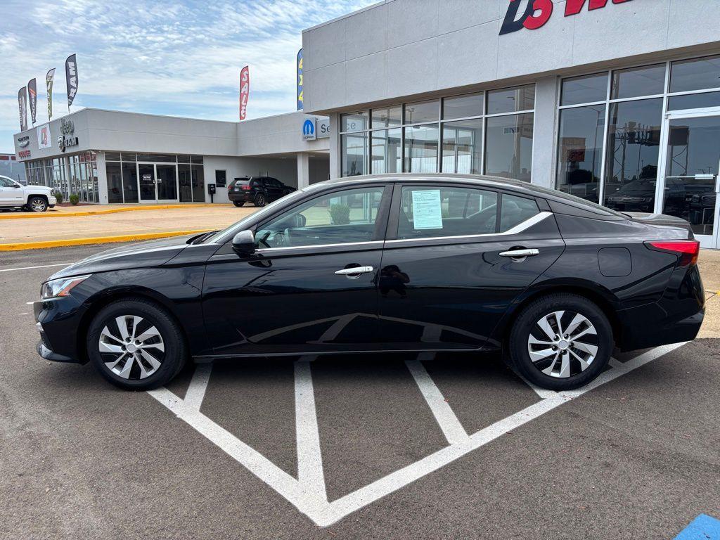 used 2021 Nissan Altima car, priced at $16,999