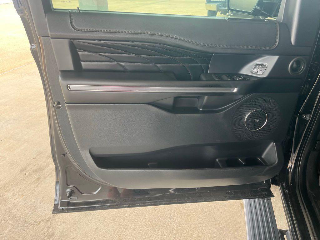 used 2019 Ford Expedition car, priced at $32,987