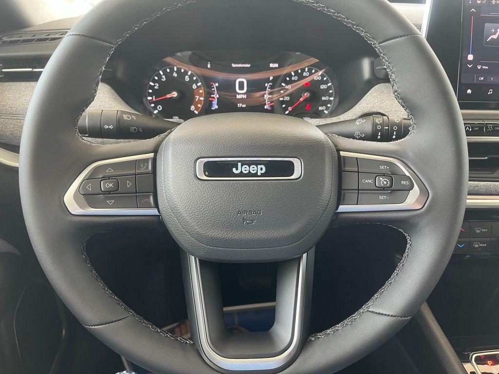 new 2025 Jeep Compass car, priced at $25,939