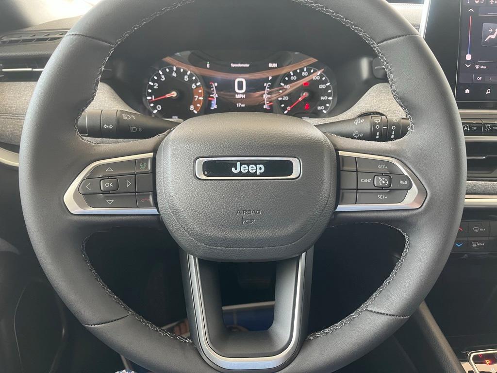 new 2025 Jeep Compass car, priced at $25,939