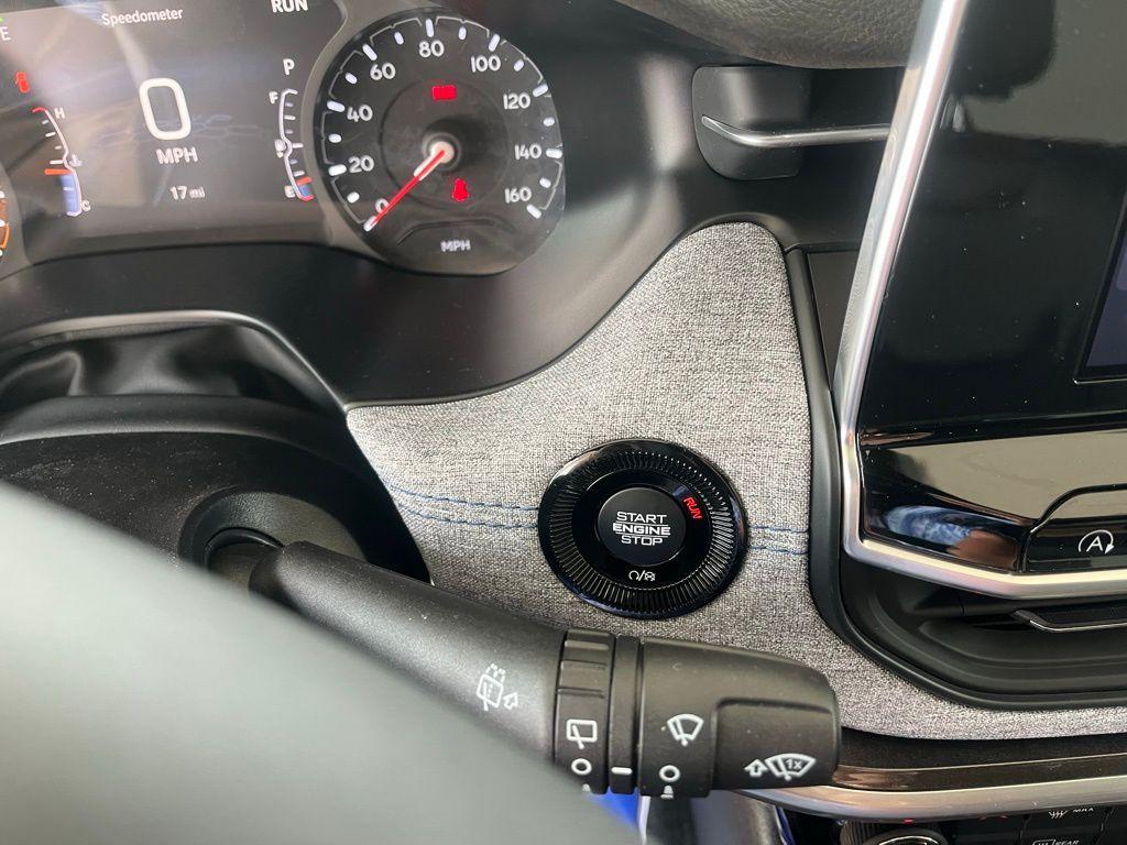 new 2025 Jeep Compass car, priced at $25,939