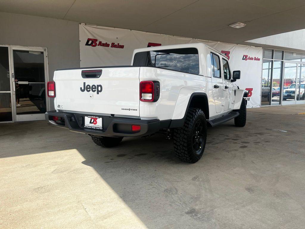 new 2025 Jeep Gladiator car, priced at $43,631