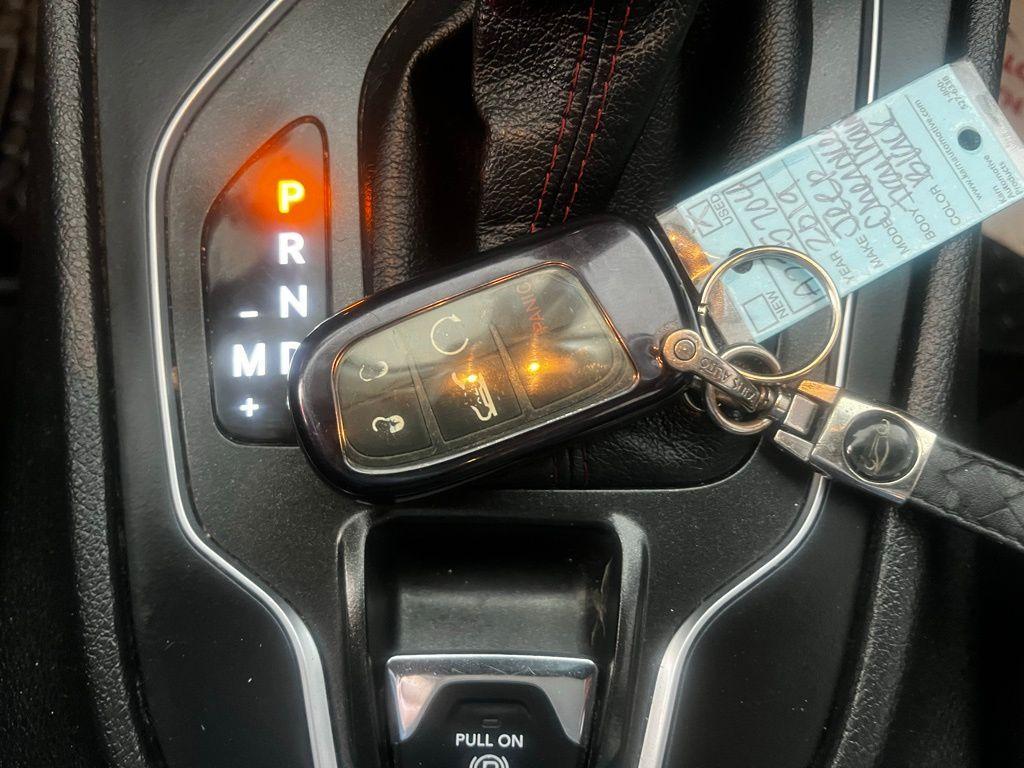 used 2019 Jeep Cherokee car, priced at $16,987