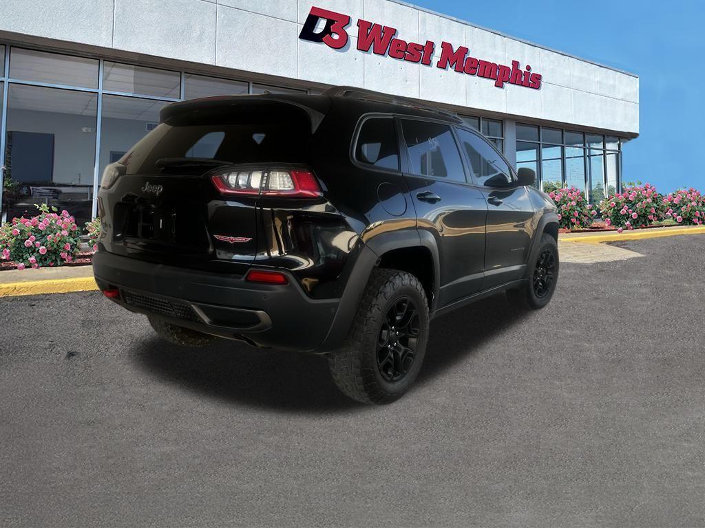 used 2019 Jeep Cherokee car, priced at $14,922
